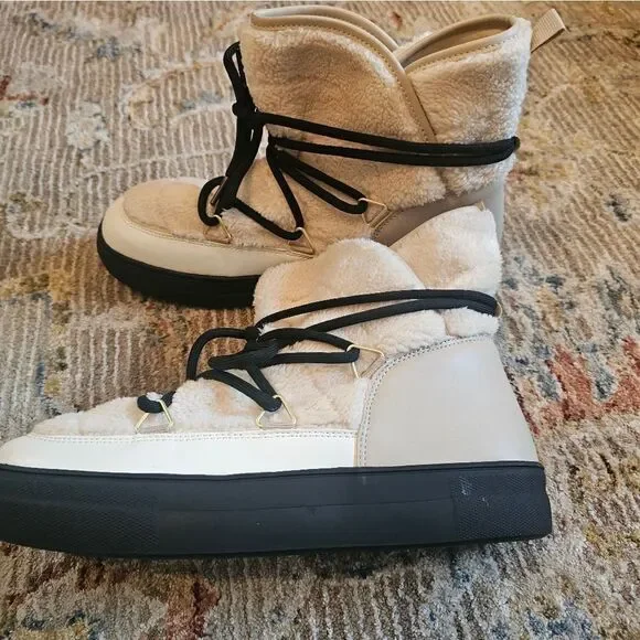 Scoop Women's Faux Shearling Boots, Taupe, sz 10, like new - Picture 3 of 8